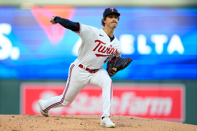 Yankees Twins Baseball 