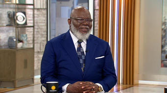 T.D. Jakes Group, Wells Fargo join forces for 10-year partnership 