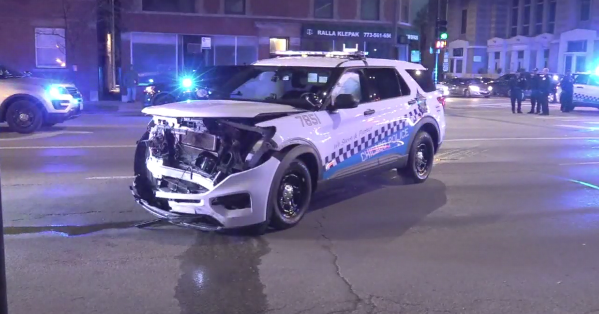 Officer, second person injured in crash in Andersonville CBS Chicago