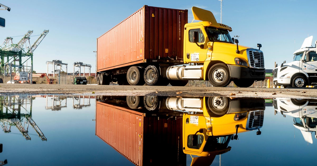 California approves rule phasing out big diesel trucks