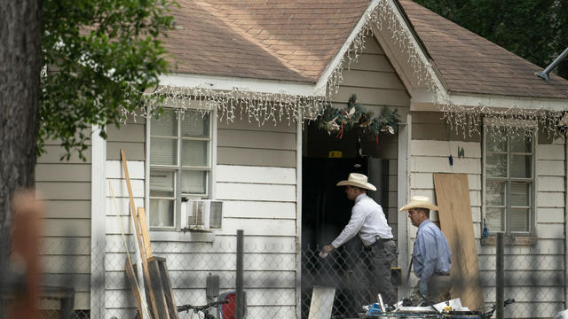 House where gunman shot and killed 5 neighbors in Cleveland, Texas 