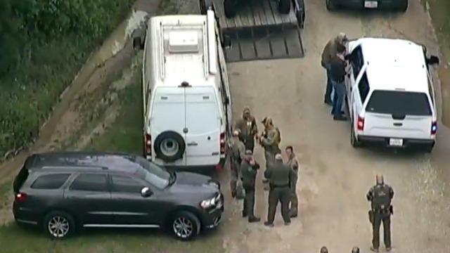 cbsn-fusion-search-underway-for-texas-gunman-who-killed-5-thumbnail-1927158-640x360.jpg 