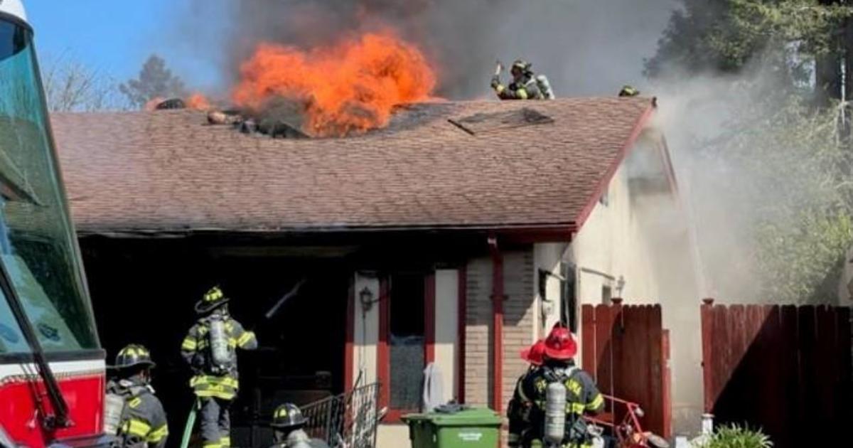 Petaluma House Fire Displaces Three CBS San Francisco   Petaluma House Fire 