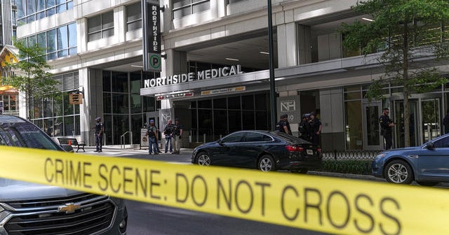 Gunman at large after 1 killed, 4 wounded in Atlanta shooting - CBS News