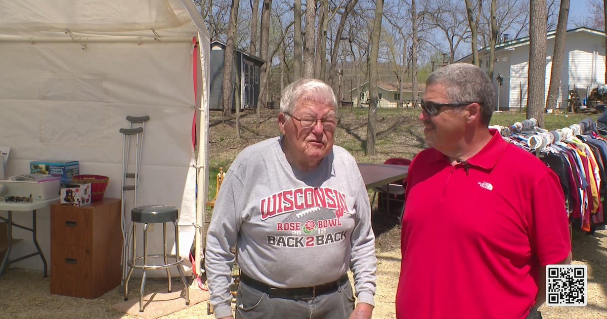 100mile garage sale along the Mississippi River is a friendly competition CBS Minnesota