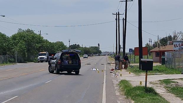 8 dead after pedestrians struck by car outside Texas migrant shelter