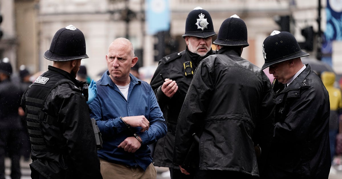 Arrests on King Charles' coronation day amid protests draw call for "urgent clarity" from London mayor - Vimarsana News