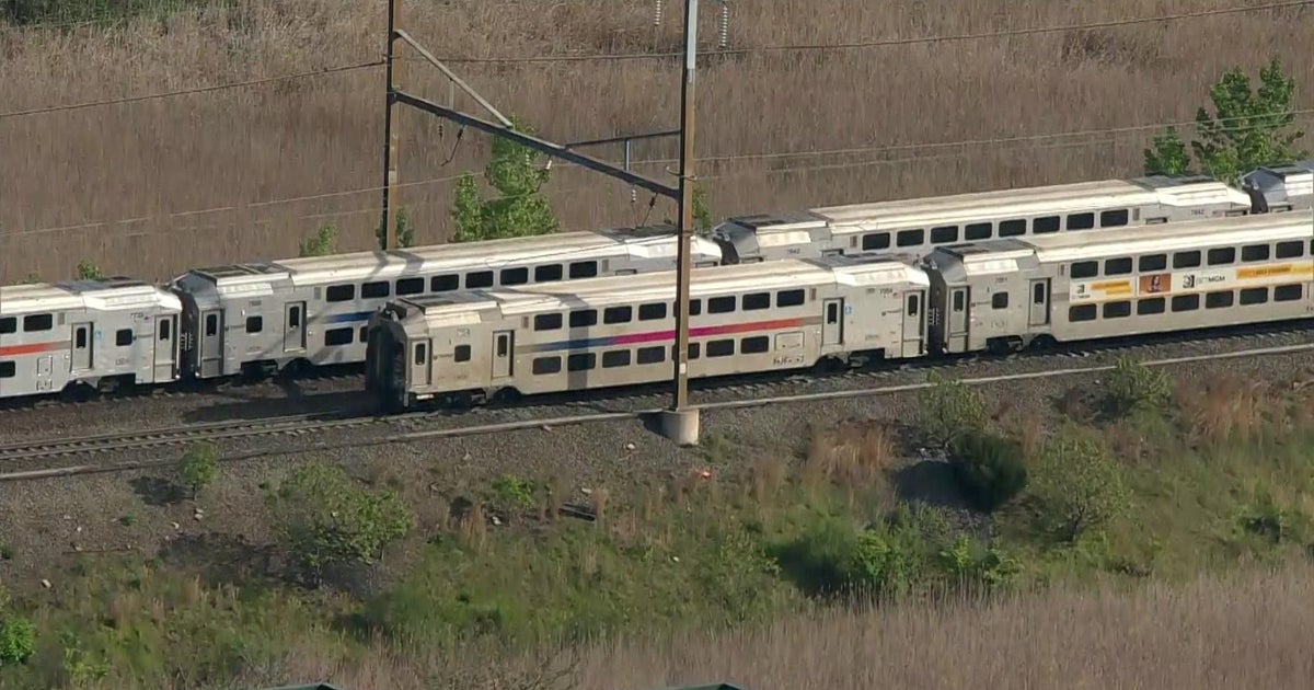 NJ Transit riders face major delays at Penn Station for morning commute - Vimarsana News