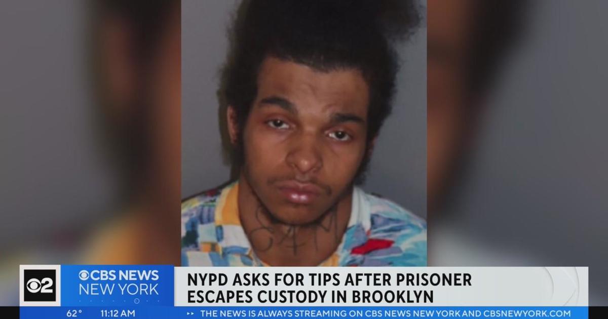 Nypd Suspect Escapes Custody In Brooklyn Cbs New York