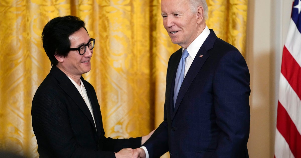 President Biden hopes for 'fair deal' for WGA strikers - Vimarsana News