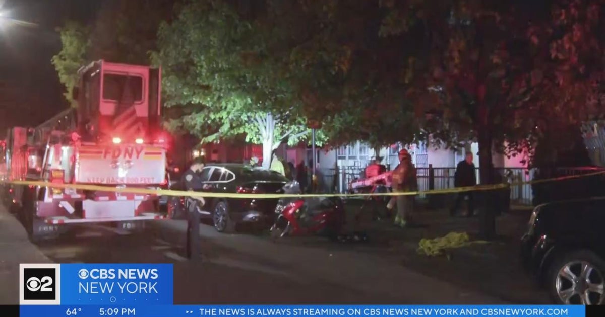 2 dead after suspicious fire in East New York, Brooklyn - CBS New York