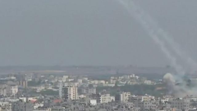 cbsn-fusion-militants-in-gaza-fire-retaliatory-missiles-into-israel-thumbnail-1957050-640x360.jpg 