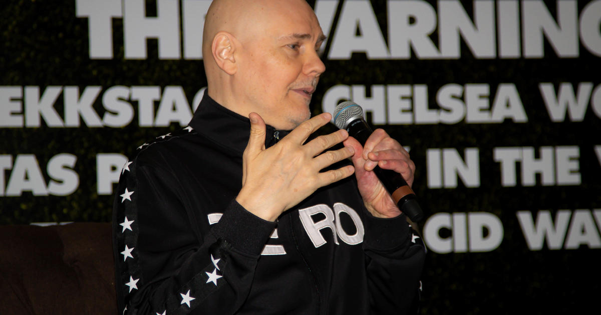 Smashing Pumpkins frontman pays ransom to hacker to stop band's