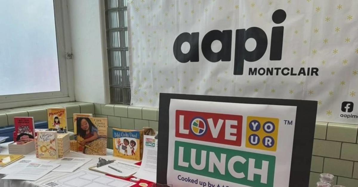 Love Your Lunch campaign at Hillside Elementary School in