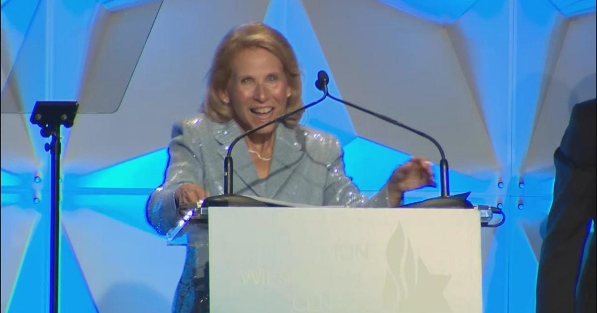 Simon Wiesenthal Center Honors Shari Redstone With Humanitarian Award ...