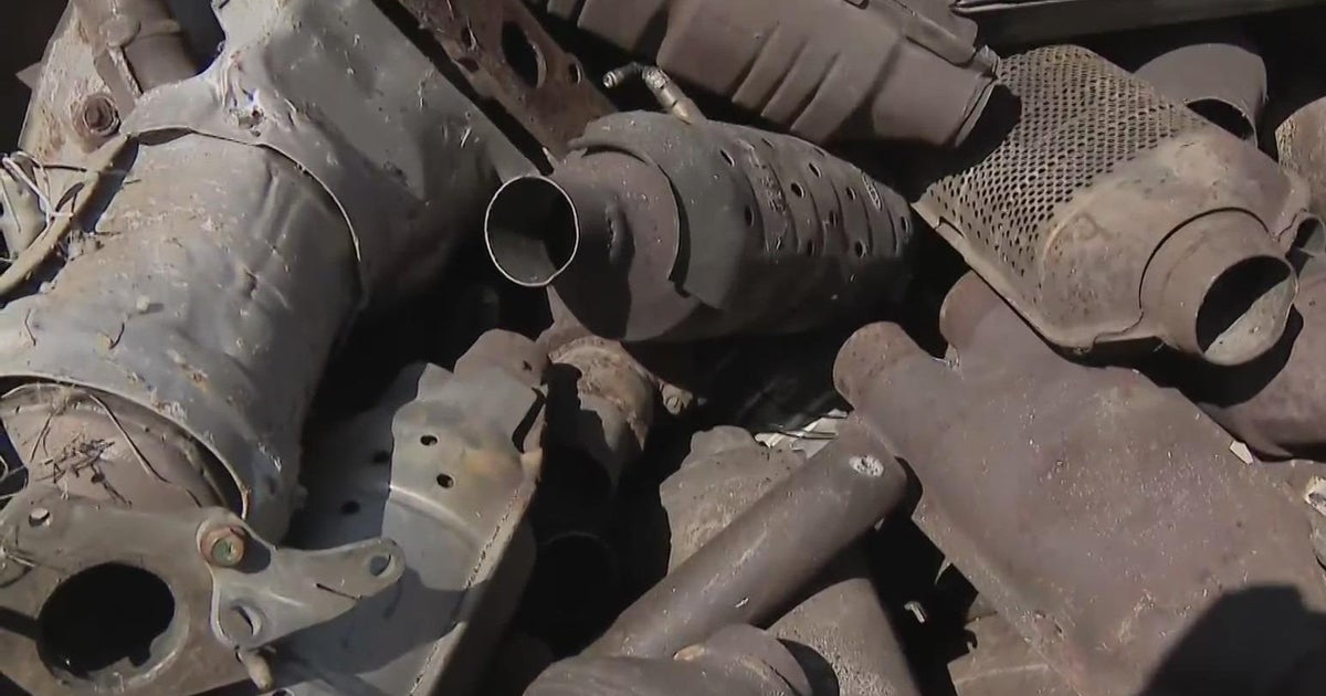 Man shot overnight while confronting catalytic converter thieves in Sunnyvale Man shot overnight while confronting catalytic converter thieves in Sunnyvale