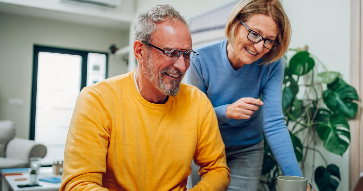 7 savings accounts that earn high interest — and have no fees