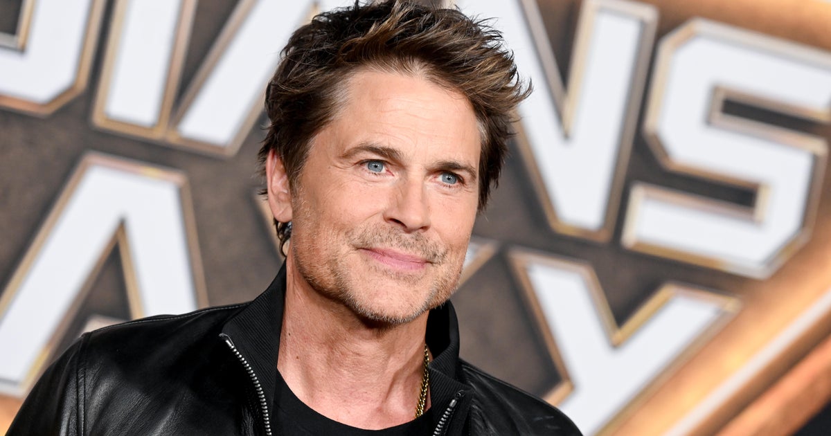 Rob Lowe celebrates 33 years of sobriety