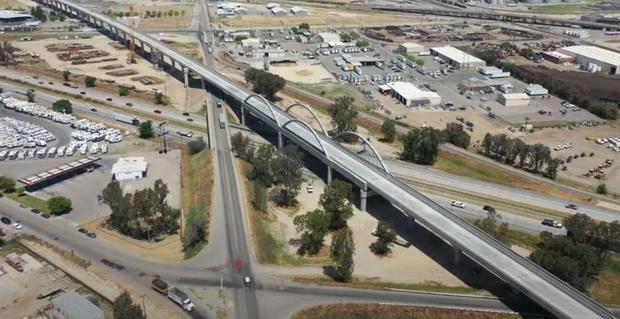 high-speed-rail-viaduct-2.jpg 