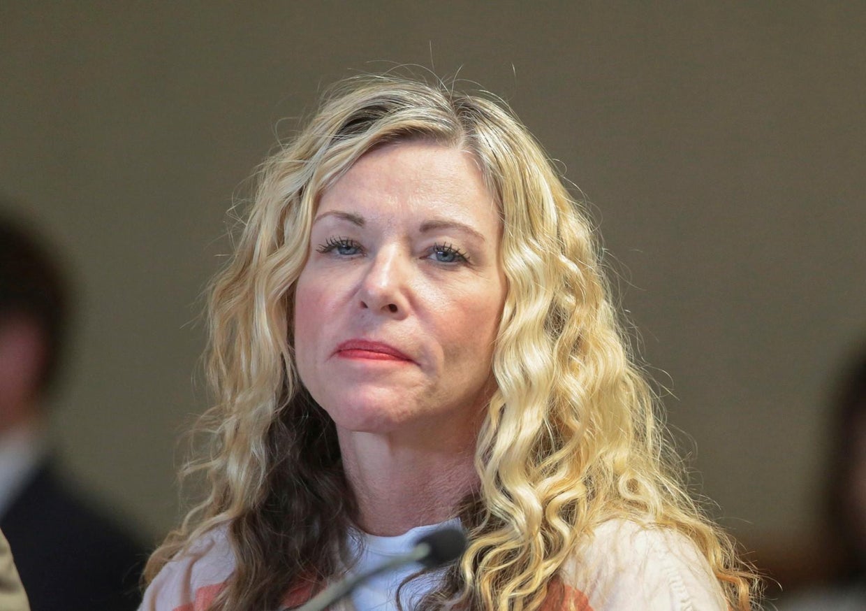 Lori Vallow Daybell glances at the camera during her hearing in Rexburg, Idaho, on March 6, 2020.