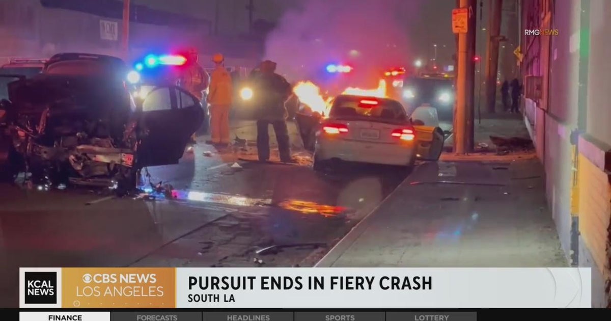 Burglary suspect crashes stolen car into uninvolved vehicle in police ...