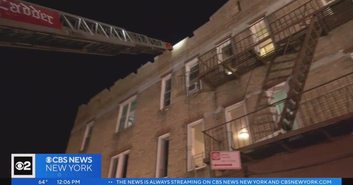 Woman killed, child hurt in Brooklyn house fire - CBS New York