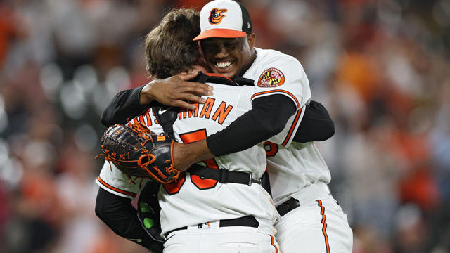 Jorge Mateo of the Baltimore Orioles hits against the Los Angeles News  Photo - Getty Images