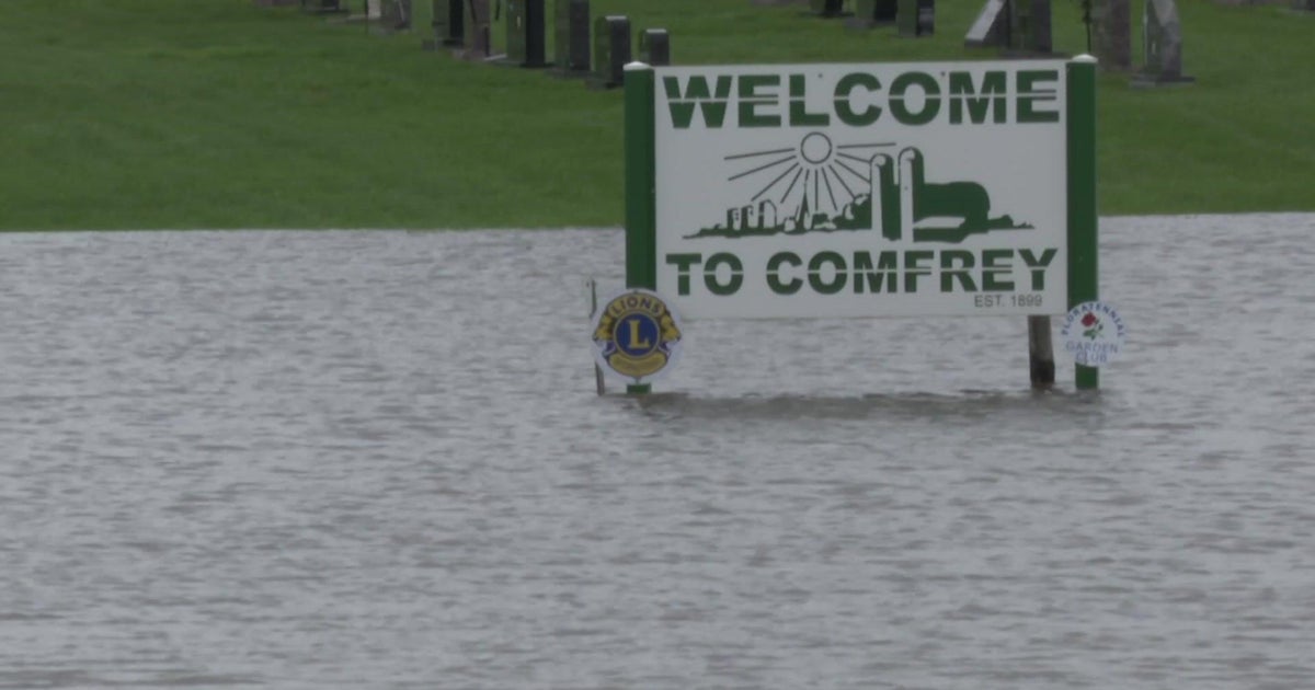Southern Minnesota town of Comfrey hit with flooding CBS Minnesota