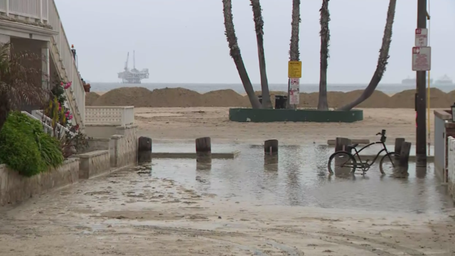 seal-beach-flooding.jpg 