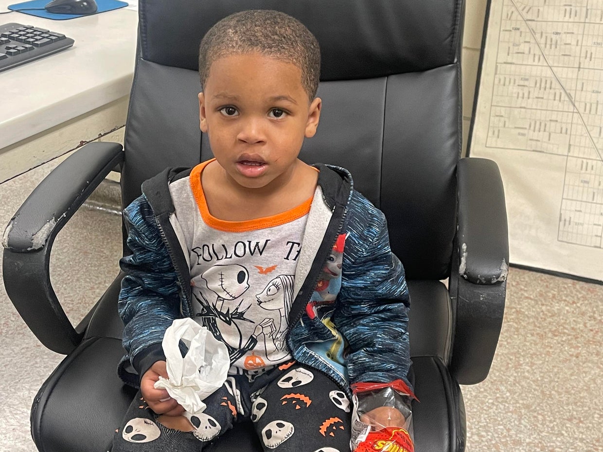 UPDATE: Child found wandering on Detroit's west side reunited with ...