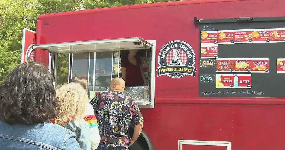 Food Truck Friday 'Mom on the Go' serves classic grilled cheese and