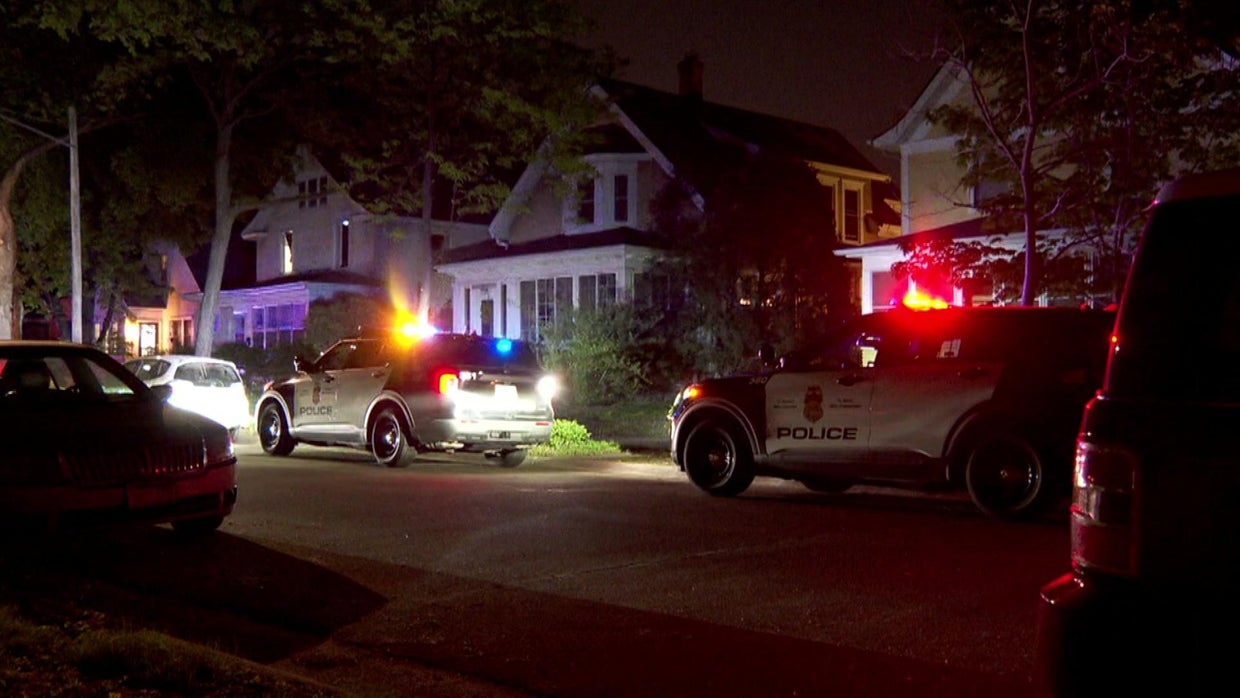 Man, teenager shot during fight inside south Minneapolis home - CBS ...