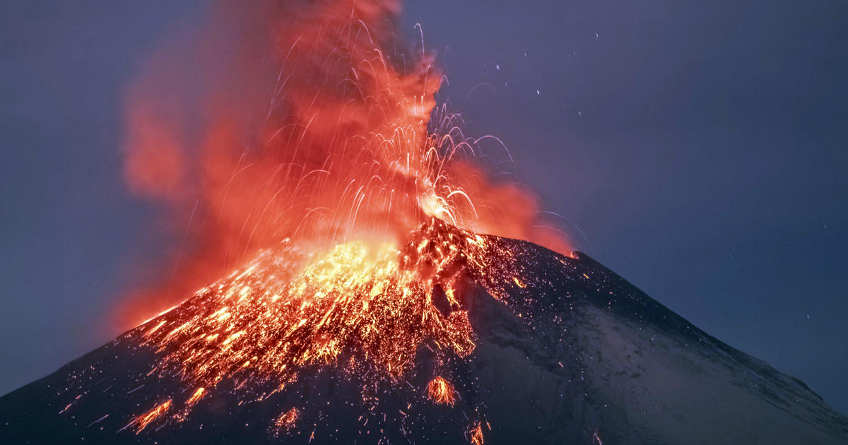 Alert level raised for Popocatépetl volcano in Mexico