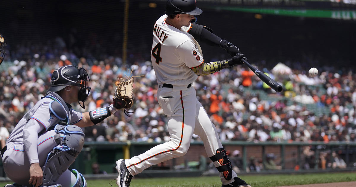 Mike Yastrzemski's solo homer, 05/08/2022