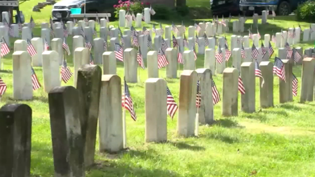 Springdale Cemetery tombstones 