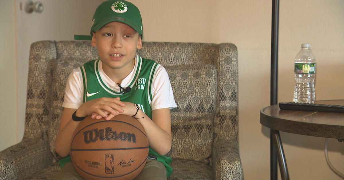 10-year-old cancer survivor befriends Celtics star Jayson Tatum