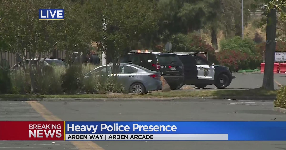 Suspect with a firearm in Arden Way arrested