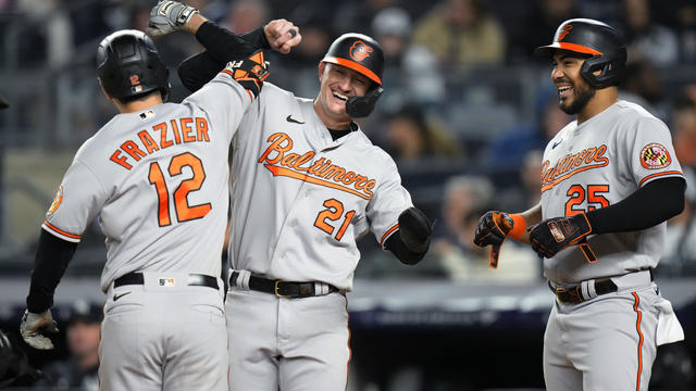 Orioles lose to Yankees, 6-5, in 10 innings; Frazier's value; City Connect  uniforms coming 