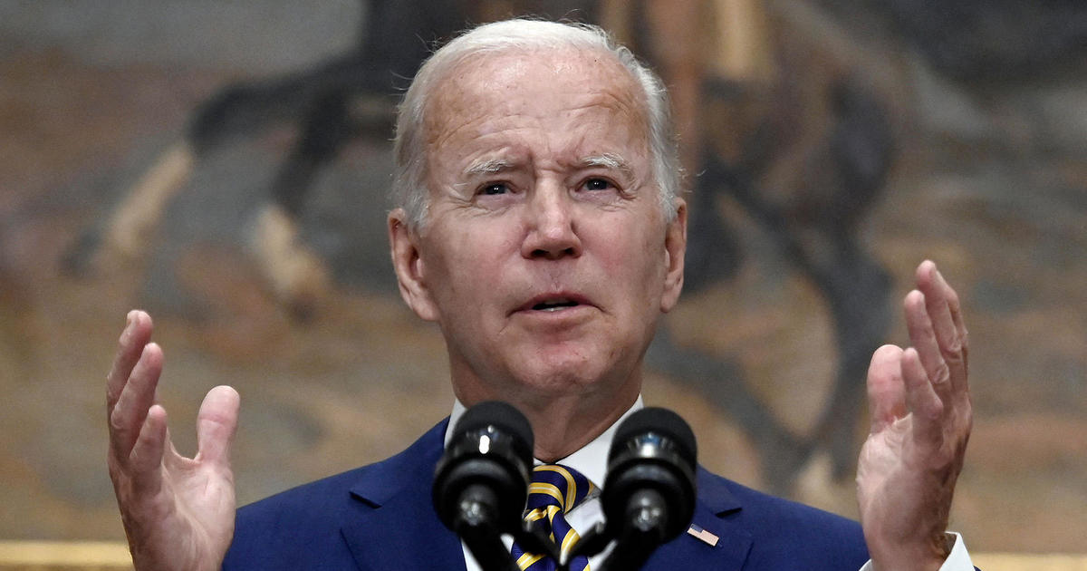 Biden awards football trophy to Air Force Academy