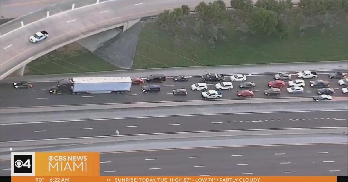 Lethal crash on I-595 snarls early morning commute in Broward County