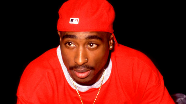 Tupac at the 1994 Source Awards 