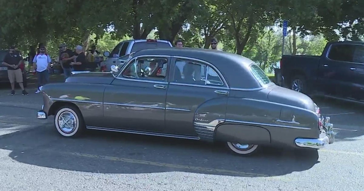 Car clubs across Sacramento celebrate repeal of cruising ban 1 year later
