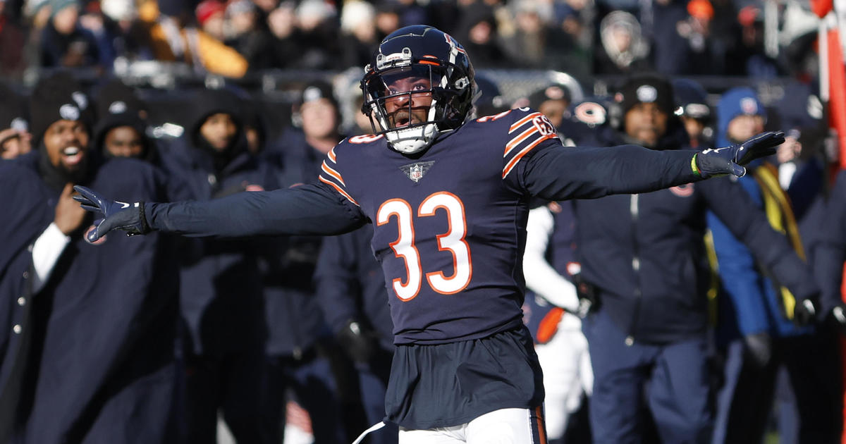 Bears top CB Jaylon Johnson back at Halas Hall for OTAs - Chicago