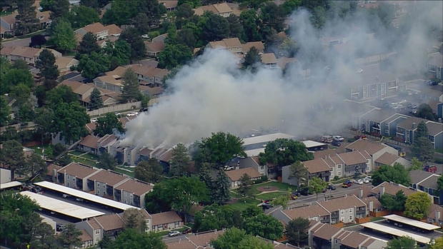 glenn-oaks-apartment-fire.jpg 