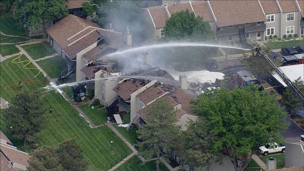 glenn-oaks-condo-fire-3.jpg 