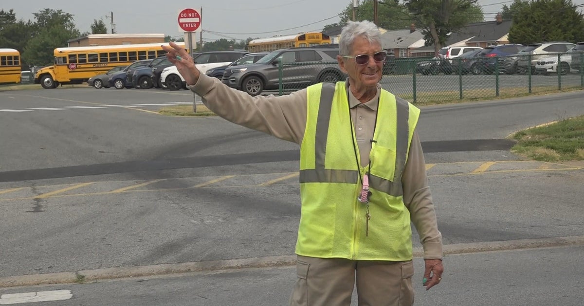 New Castle County's longest-serving crossing guard retires after 51 years - Vimarsana News