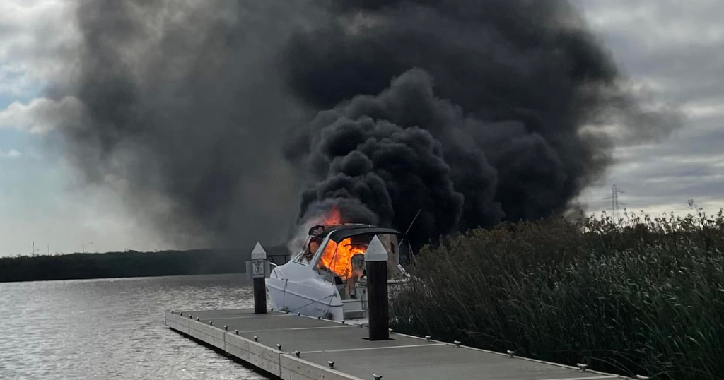 Fire at Suisun City public boat launch sends up thick smoke; cause of blaze under investigation