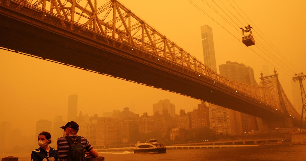 Yankees stadium turns orange: MLB and other sports forced to cancel games  after Canadian wildfires - AS USA