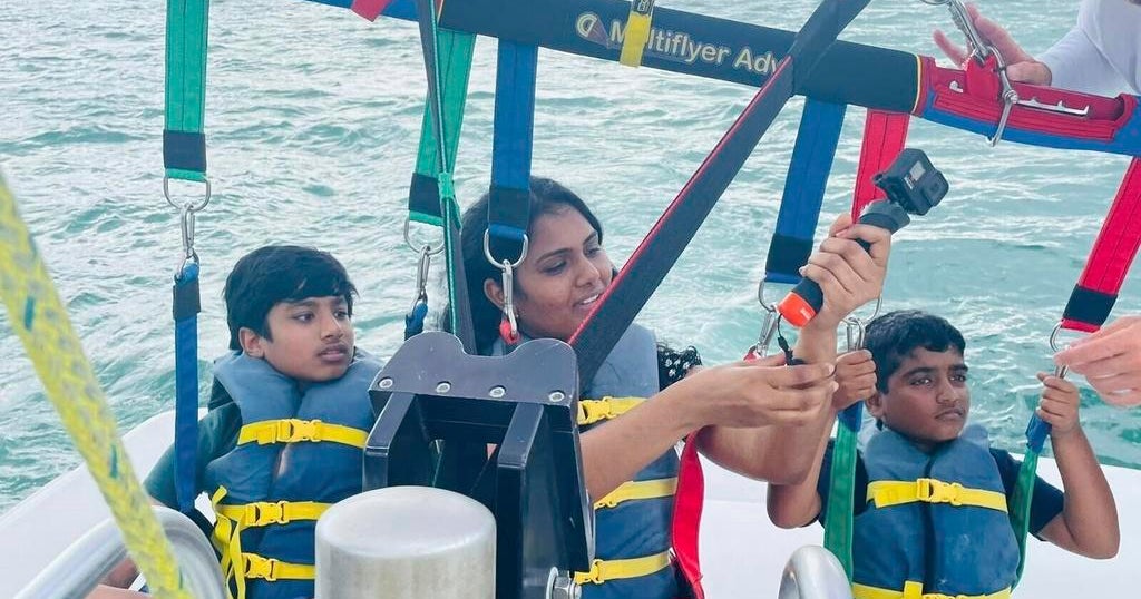 Second lawsuit filed in dying of Illinois mother during Florida parasailing trip