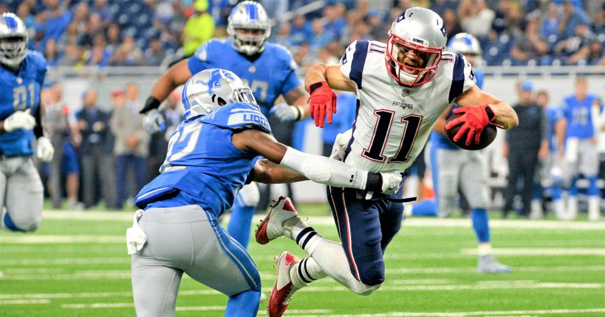 Patriots WR Julian Edelman limps off field, later carted off